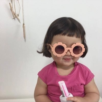 hermionee23's profile picture. mfub🩺             ☀️🍀