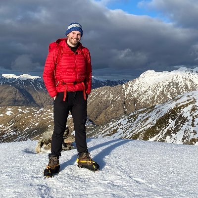 Work in & study outdoor & informal education for minority langs. Interested in Gàidhealtachd social past, present and future. Beurla agus Gàidhlig.