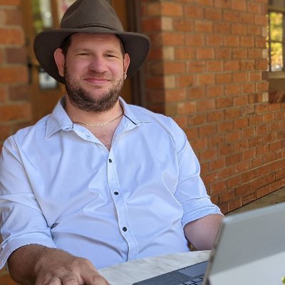 🤵Digitize - CEO
🤑Trader and Builder - https://t.co/vp3xyrKaZn 🤑
👨💻Programmer and Tech follower 👨💻