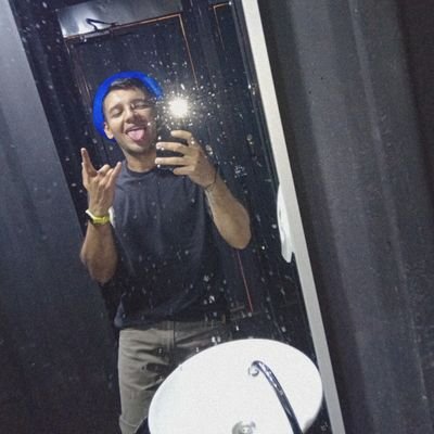 Capiata 📍
Paraguay 🇵🇾
Aficionado del deporte...
Soy fanático del Fútbol del interior y Cerro Porteño