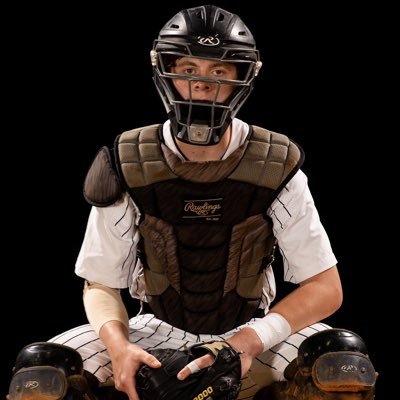 GCA ‘24 // Catcher, 6’3, 210 Instagram: owenbrewer88, football TE DE