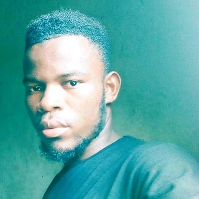 Motherblesschi1's profile picture. Because I'm a successful child