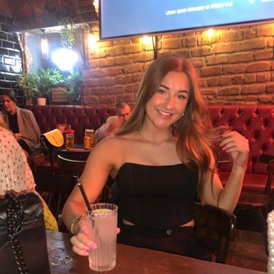 emilydhx's profile picture. 