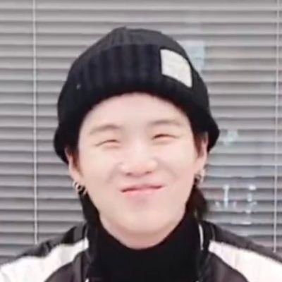 fwiriannu's profile picture. ユンギペン
RPS理解
ナムギ
sin