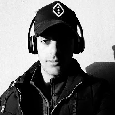 I'm a developer and designer of Android and IOS apps with flutter, I have experience in app development.