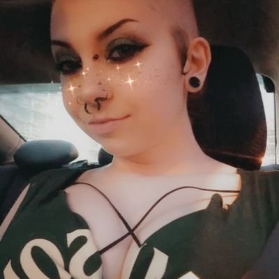 Sev 🕸️ (@MsCadaverous666) / X