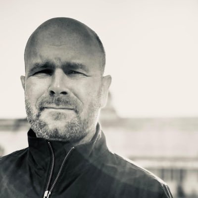 Park ranger at The Animal Kingdom/Digital Designer/Illustrator/retired DJ/Danny Murphy lookalike. All views are retweets of someone smarter than myself