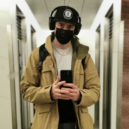 roodles4's profile picture. Legally Irish Brit living in Sweden.