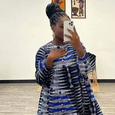 Sharontheteache's profile picture. 