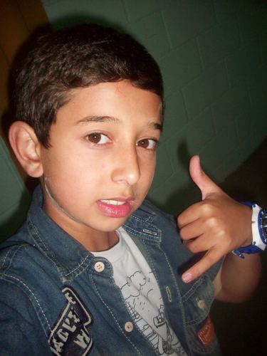 sempre verdadero e fiel 
msn :marcus-evangelista7@hotmail.com
http://t.co/EmSn0wu2BV
