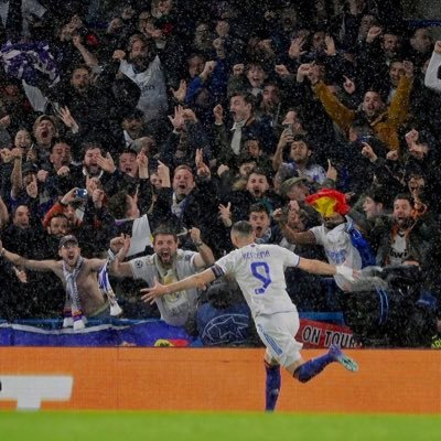 manuhdez__'s profile picture. RMCF 🏆