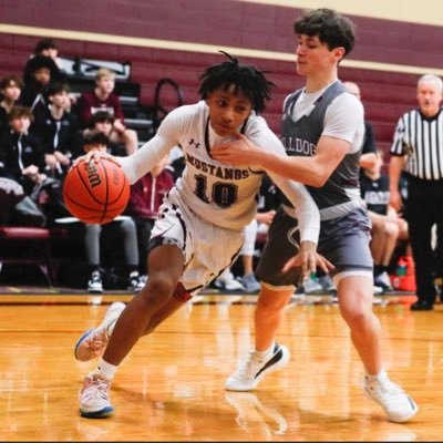 C/O 2024 🏀 | Magnolia West HS Varsity Basketball | 6’1 | 180lbs | Guard | 3.4  GPA