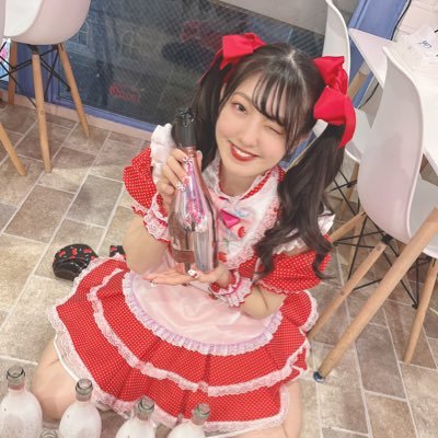 ☁️天空のカフェ エスカフローラ☁️(@escaflowra)の生き残り1期生でした🍒 食べることが生きがい。なんでも食べます。 今はここにいます→(@riri_a_m)⚠︎1リプ1返信、DMできません。