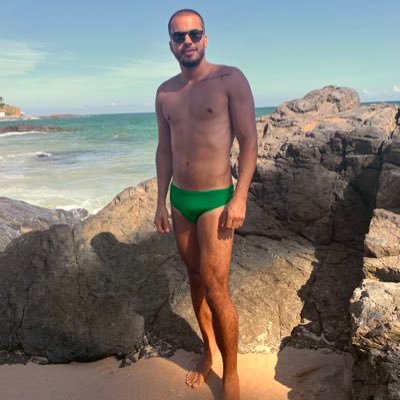 Foi uma loucura o que fizeram comigo. Dono e proprietário da Pop Barbearia Spa, na Tijuca