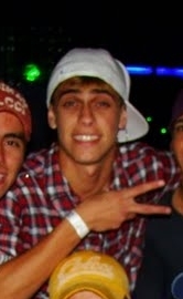 Toda glória deriva da ousadia para começar !! Peder, Sp

http://t.co/7K9Q9T9jMJ