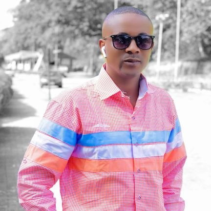 Lawee2005's profile picture. Am a cool headed guy