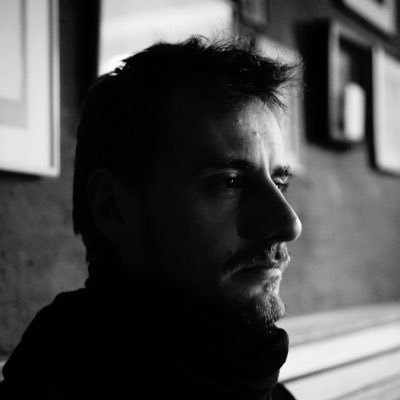 achmooritz's profile picture. recht auf stadt und so 🔥