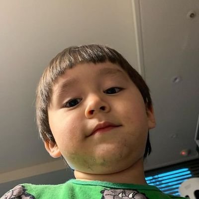 Radarili's profile picture. For fun🍦