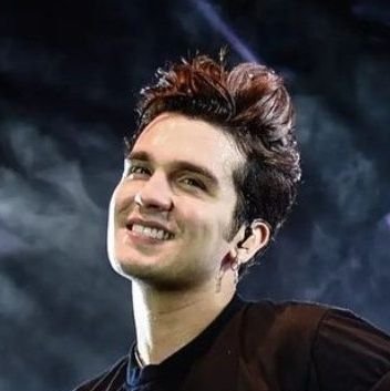 fã pobre do eliésse
• 'você deixou saudade aqui dento de casa...' |❤️• ls • 07/07/2019 • 18/04/2023• fan account•
|infelizmente fora do eixo rj ✈️sp|