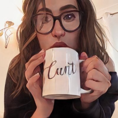 (she/her) ⭐️⭐️⭐️⭐️⭐️ “Az év Twitter profilja” (Anyukám)