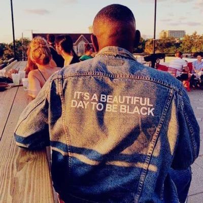 Dlawean's profile picture. 😂😂😂