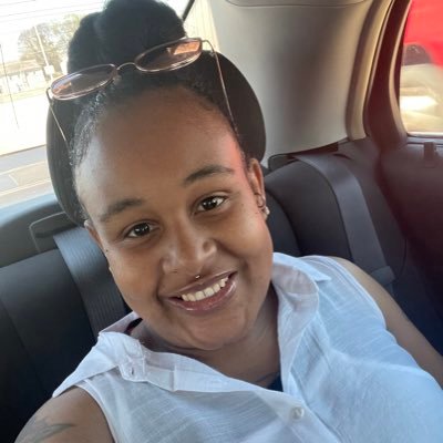 KyTyZyTyMommy's profile picture. #girlmom*4 #boymom*2 #preemiemom*4 #nicumom*3