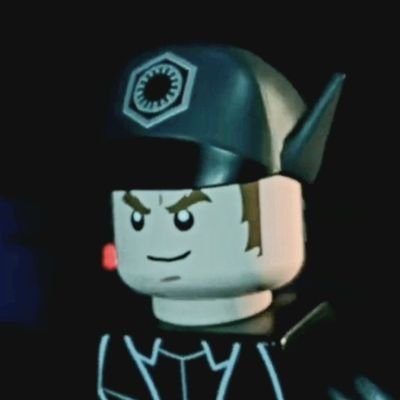 She/Her, French 🇨🇵
General Armitage Hux is the most beloved Star Wars character! 🧡
I ship Kylux, Hitaka and Gingerrose.