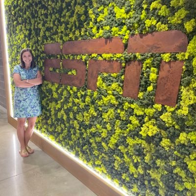 Charm City Native. Foodie by day, ESPN'er by night. @SportsCenter junkie. Lover of all things Penn State, Lilly Pulitzer and Bruce Springsteen.