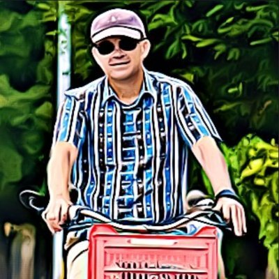 Campaigning for safer cycling in Colchester as chair of https://t.co/DxpQfmiKR6 Views are mine and mine alone.