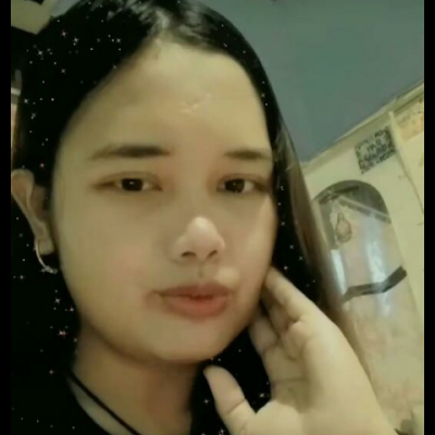 C1Chyntia's profile picture. 