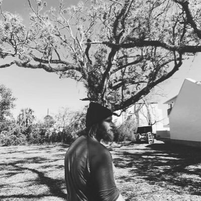 r_king_r2's profile picture. Mr Hyde👀🥃