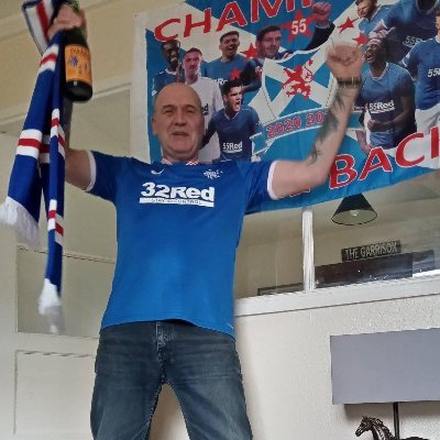 Ex Forces,  Skinhead Oi, Glasgow Rangers  🧡🤍💙✋