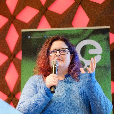 Culture, classics, archaeology, (meta)data, & creative things! Senior marketing intelligence coordinator @Europeanaeu Opinions own. 🏴in 🇳🇱