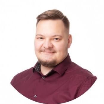 Nadšenec do #SEO, #ecommerce, #HTML, #CSS a dalšího. SEO specialista v https://t.co/fqqbMYsiBk a https://t.co/Jtua5feG35