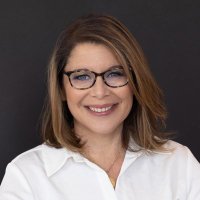 Lynda Cohen Loigman (@lyndacloigman) 's Twitter Profile Photo Lynda Cohen Loigman (@lyndacloigman) 's Twitter Profile Photo