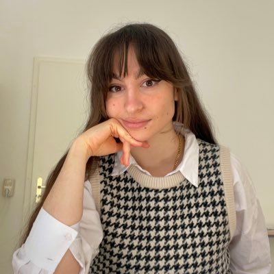 Research Associate HCI @UniSiegen 👾✨ enableUS 👩💻 critical platform studies and rhizomes 🍄 | she/her