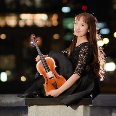 Violist ❀ viola, piano, sing, photographer's model / 西宮音楽協会会員/ 🎻🎀💐/ 観劇♡アニメ/ご依頼やご相談、詳細は下記サイトへ💌