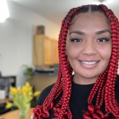 Black Feminist Filmmaker & scholar 🇵🇷AfroCaribeña 📝 Black diasporic ritual performance 🎬 Director of @smile4kimefilm 👩🏽‍🏫Assistant Prof at IU Bloomington