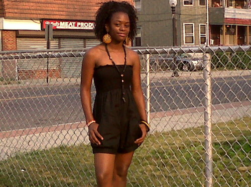 YourA_nonfactor's profile picture. love to have funn :) living life to the fullest 3