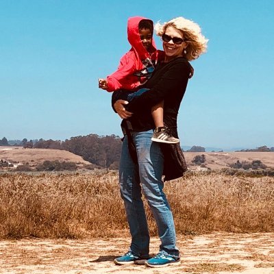 Grandmother, aunt, sister, spouse. Reader. Viewer. Hiker. Cook?
Retired political staffer and media researcher. Frequently wind-blown hair.