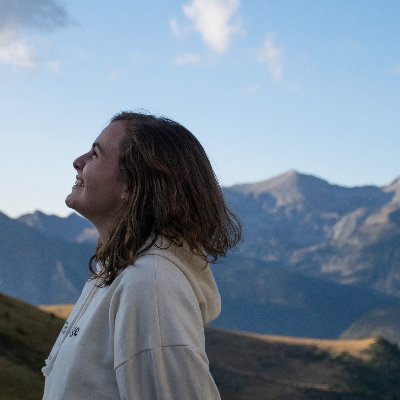 vicki_viana's profile picture. Tarragonina de dalt a baix