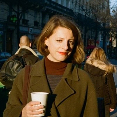 TheaEv's profile picture. Soft lass.