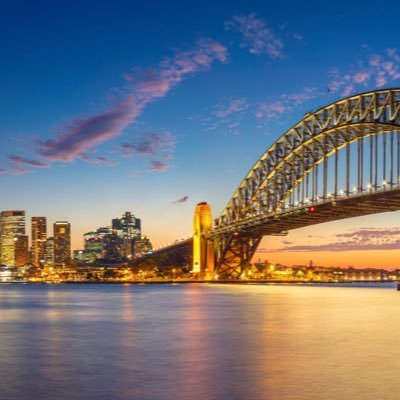 TAKURO17364215's profile picture. 