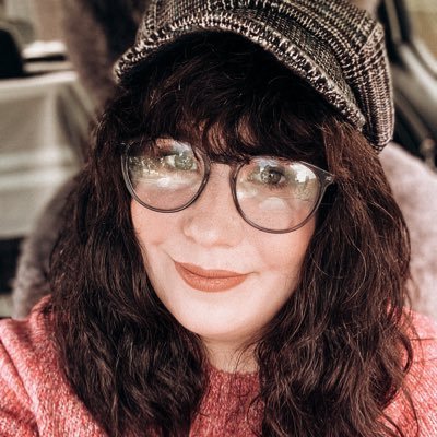 chronicbookworm's profile picture. She/Her Loves books, Chronically ill (Gastroparesis, Polymyalgia, Hirschsprung’s disease and FND)