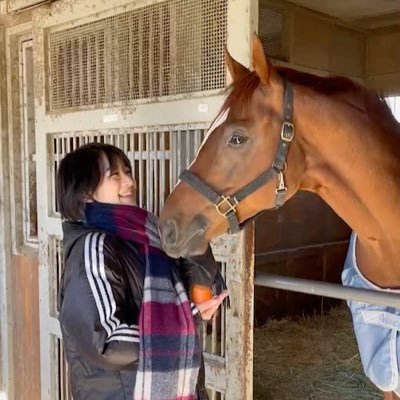 東京スポーツ新聞社の三嶋まりえです！🐴競馬を担当しています！🐴紙面では日曜に「まりえのニッコニコ馬券」を連載中。トレセン秘話(主に水曜日)も担当。週刊実話にて「三嶋まりえの〝推し活競馬〟」も連載スタート🌟