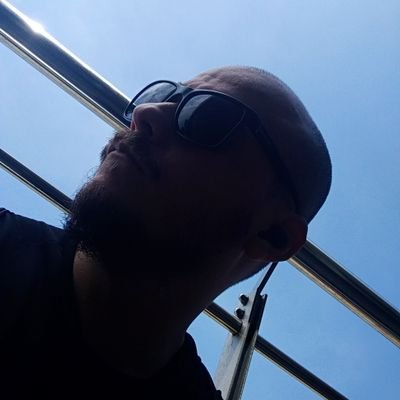 luc4to's profile picture. 