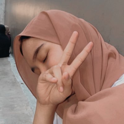 RofiqohNM's profile picture. 