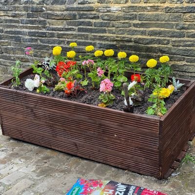 Bradford Community Group based in Manningham. Aiming to make Manningham a Greener, safer & better place to live work & play. More info Listercag@outlook.com.