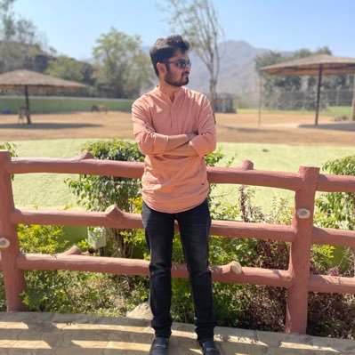 Game Developer 👾🕹, आ नो भद्राः क्रतवो यन्तु विश्वतः ।(Let noble thoughts come to me from all directions.)