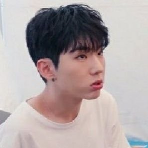 justkaysfanacc's profile picture. my personal fan account